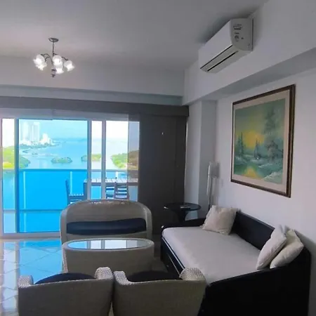 Poseidon Con La Mejor Vista